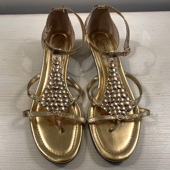 2/$35 Jessica Simpson Gold Grecian Roman Sandal 9 - Picture 1 of 9